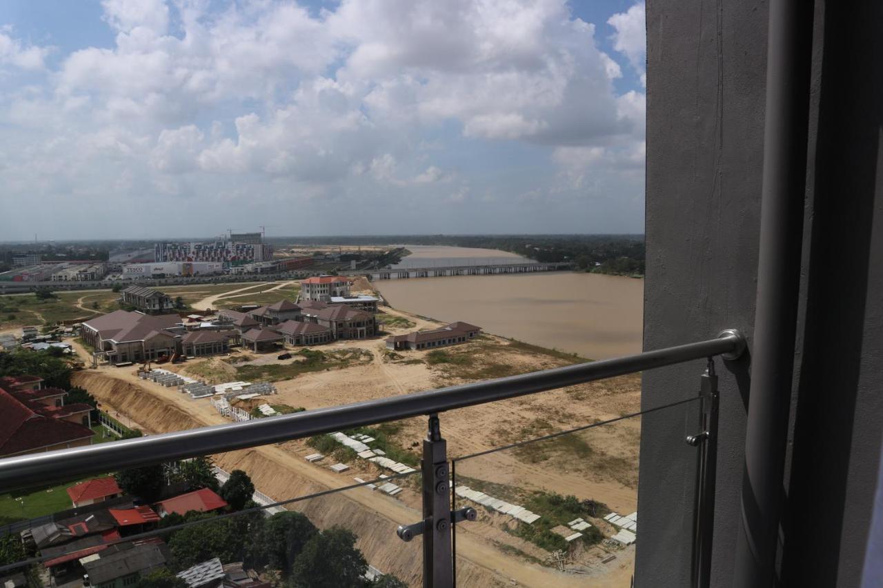 Prestige Sky Riverfront Kota Bharu Eksteriør billede